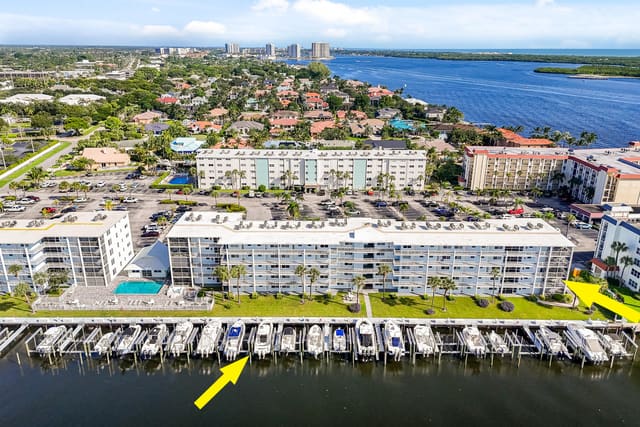 104 Paradise Harbour Boulevard 215, sold in Paradise Villas Condo, Hallandale Beach, FL
