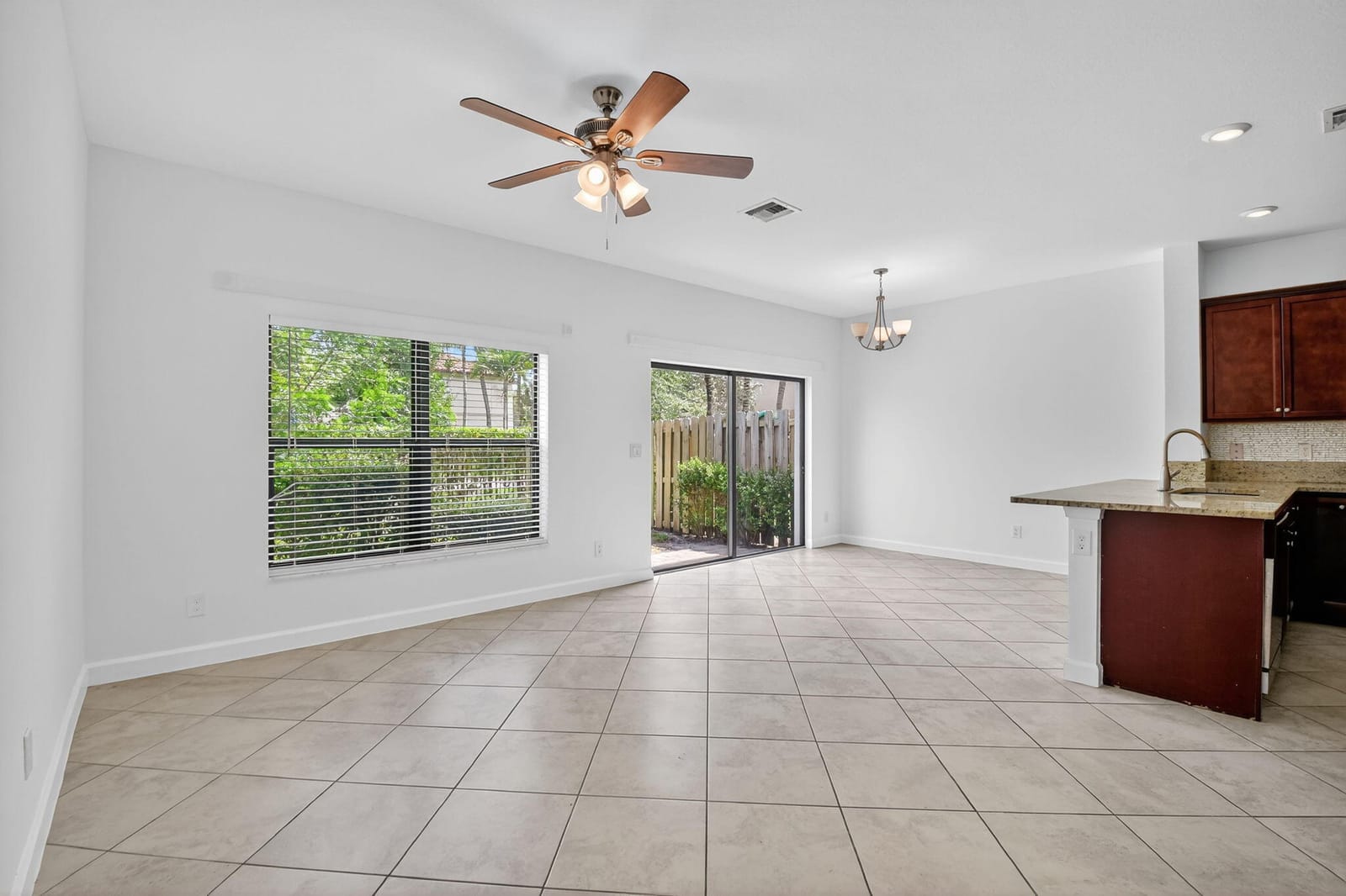 6032 Bangalow Drive, Lake Worth, FL 33463 photo 9
