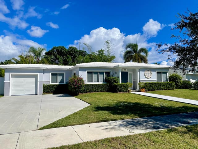 369 Valley Forge Road, sold in Broadmoor Sec 1, West Palm Beach, FL