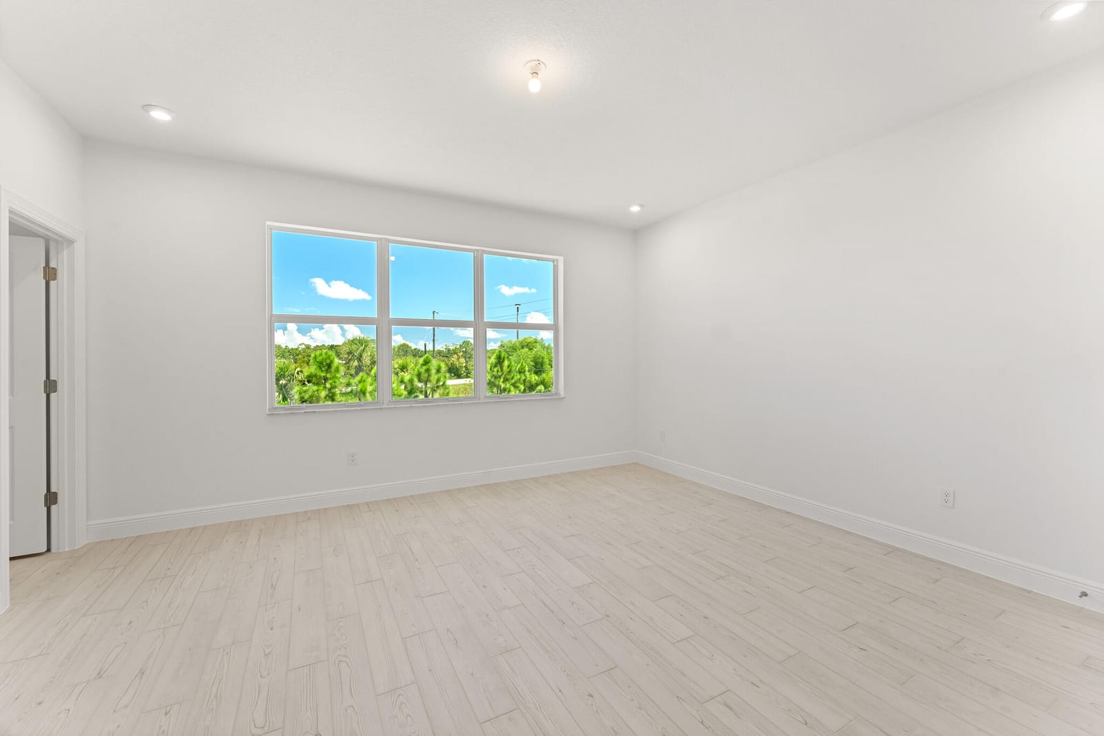 3487 NW Solange Court — photo 8