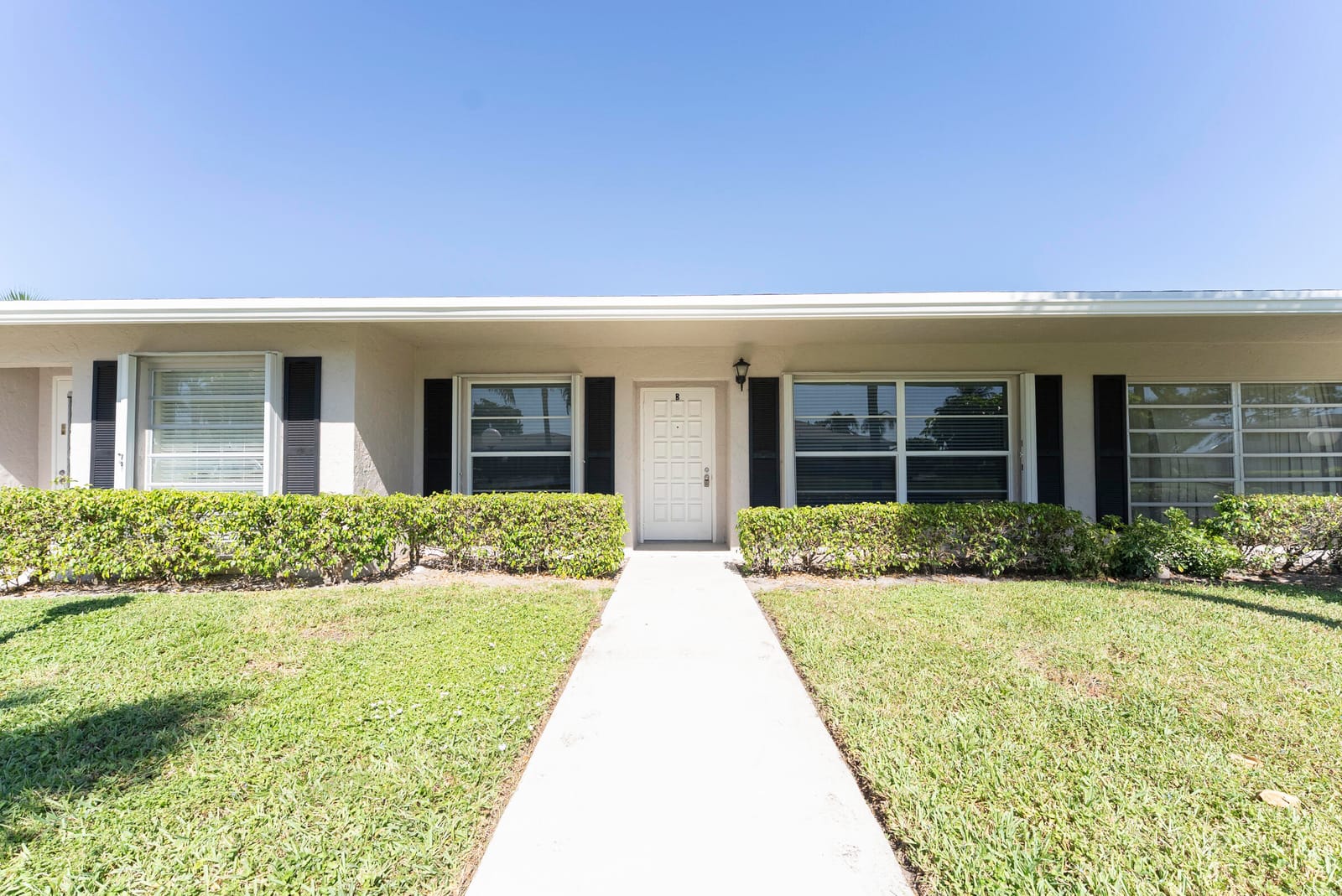 2501 Del Aire Boulevard 20-B, Delray Beach, FL 33445 photo 2