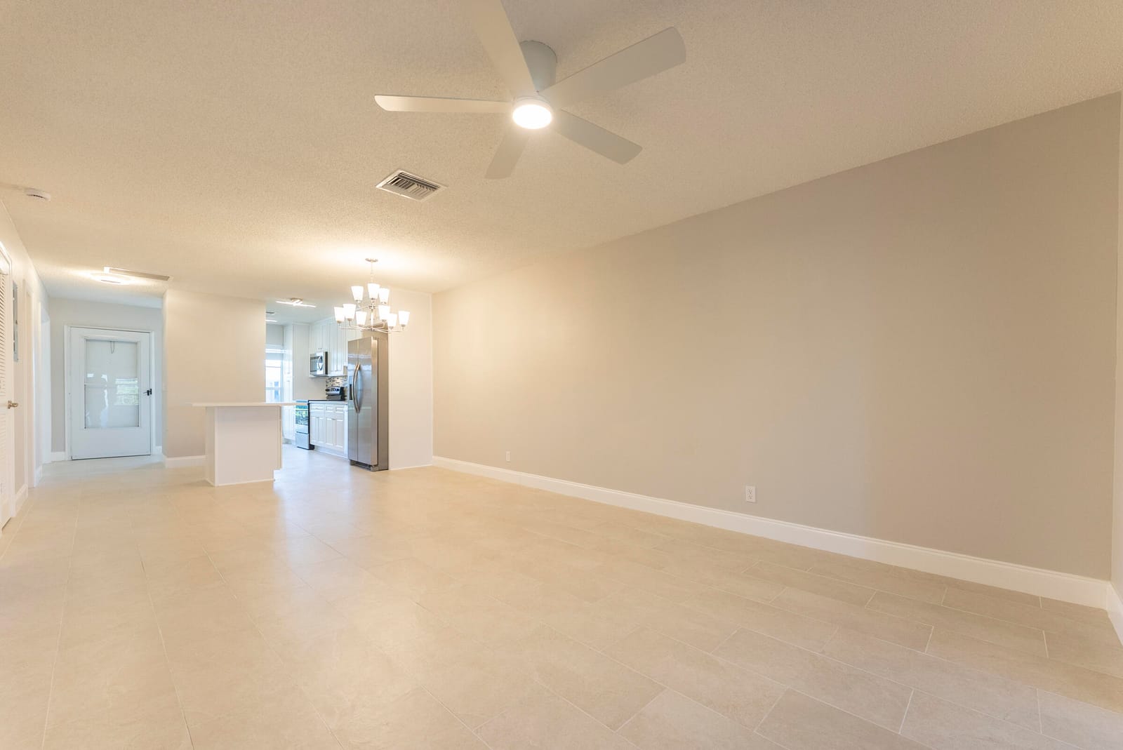 2501 Del Aire Boulevard 20-B, Delray Beach, FL 33445 photo 9