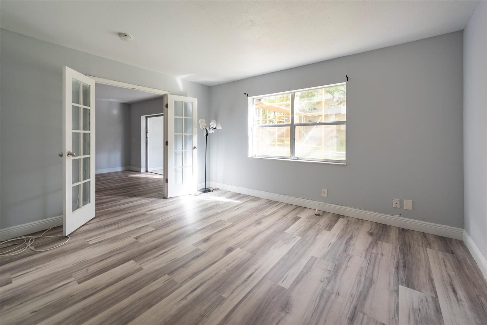 6061 N Falls Circle Drive 102 — photo 12