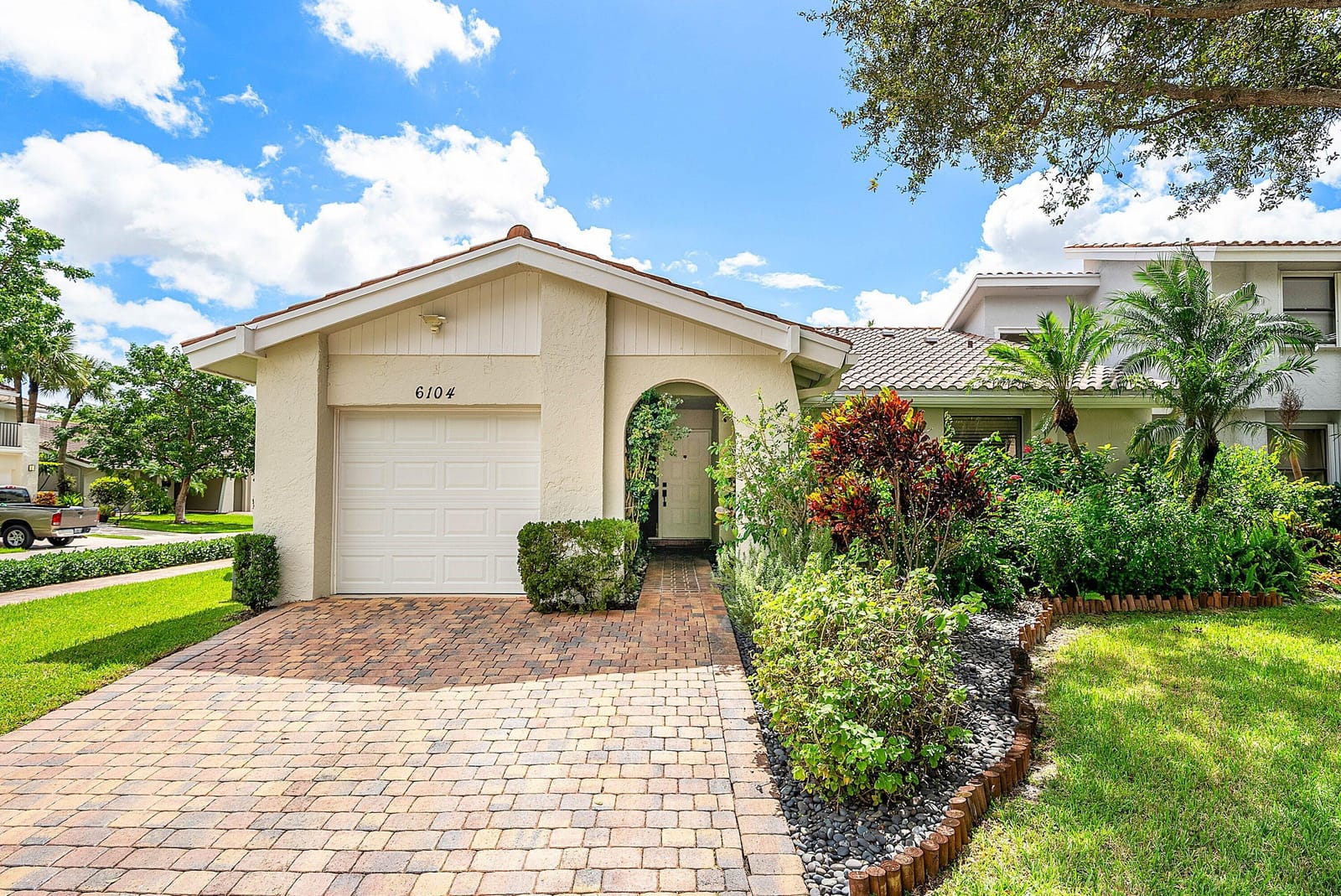 6104 Belleza Lane, Boca Raton, FL 33433