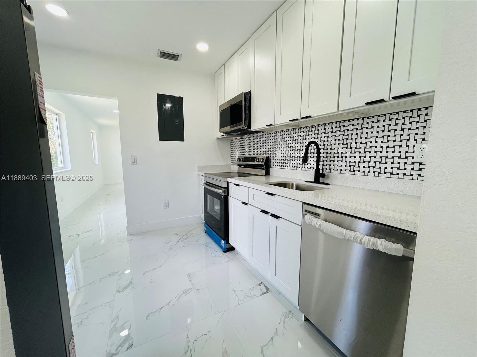12220 SW 216th Street — photo 7