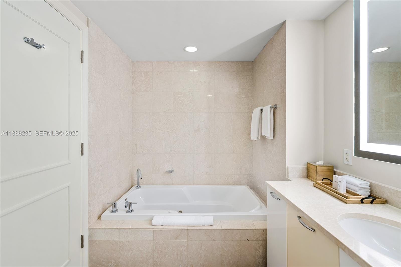 505 N Fort Lauderdale Beach Boulevard 1215, Fort Lauderdale, FL 33304 photo 13
