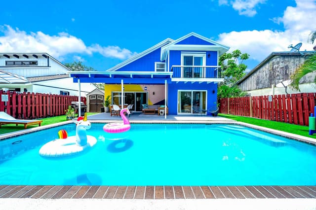 2470 Douglas Avenue, Delray Beach, FL 33444