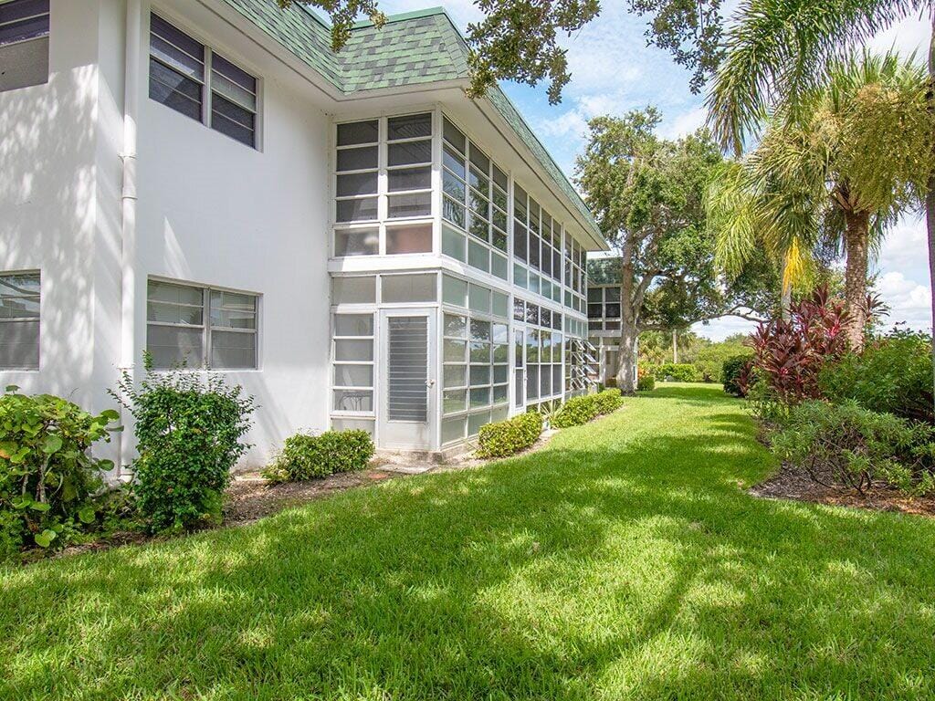 2800 Indian River Boulevard 1, Vero Beach, FL 32960