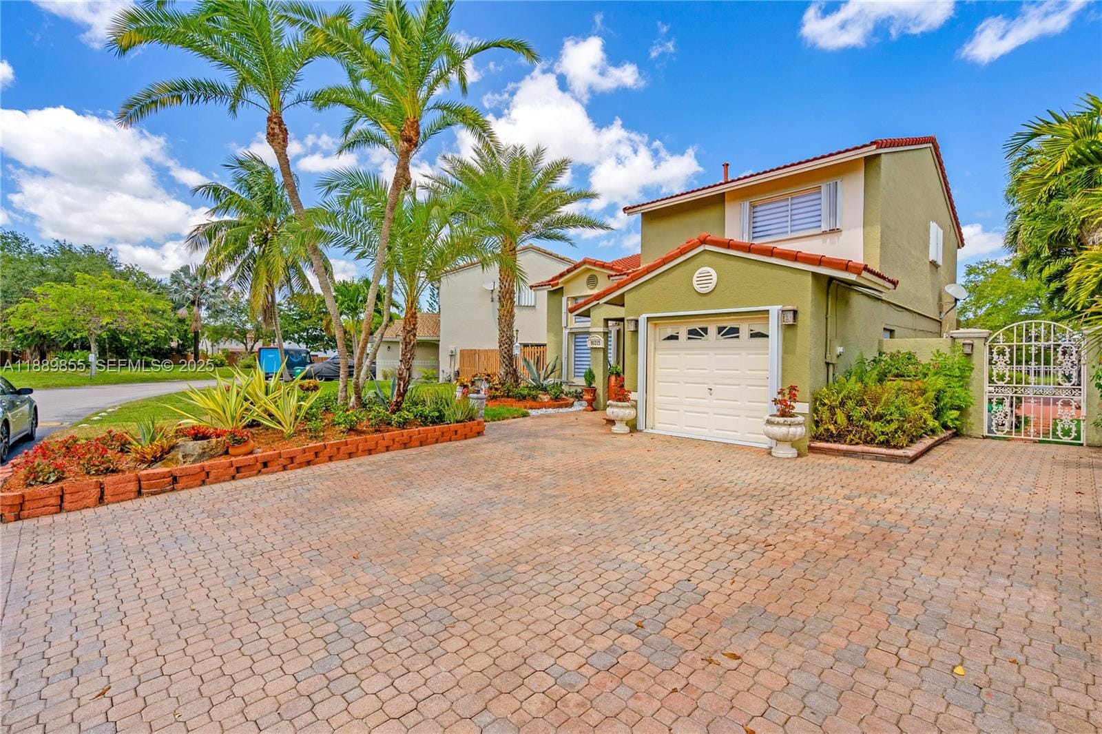 10213 SW 156th Avenue, Miami, FL 33196
