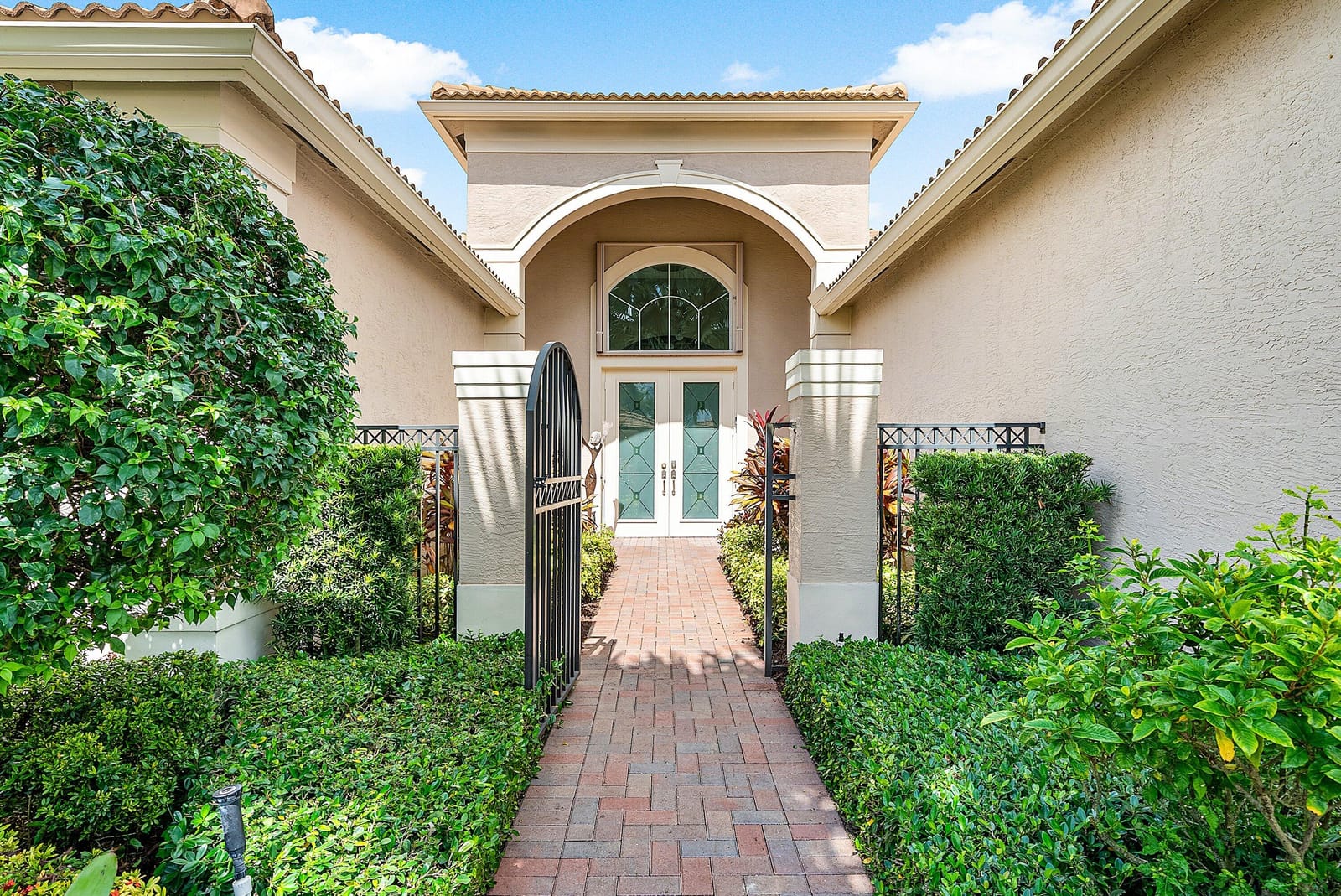 10612 Whitewind Circle — photo 9