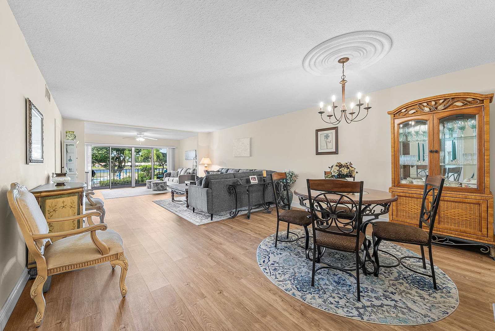 145 Atlantis Boulevard 203, Atlantis, FL 33462 photo 8