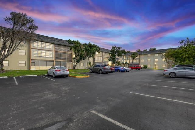 5190 E Sabal Palm Boulevard 216, sold in Sabal Palm Village Condo, Tamarac, FL