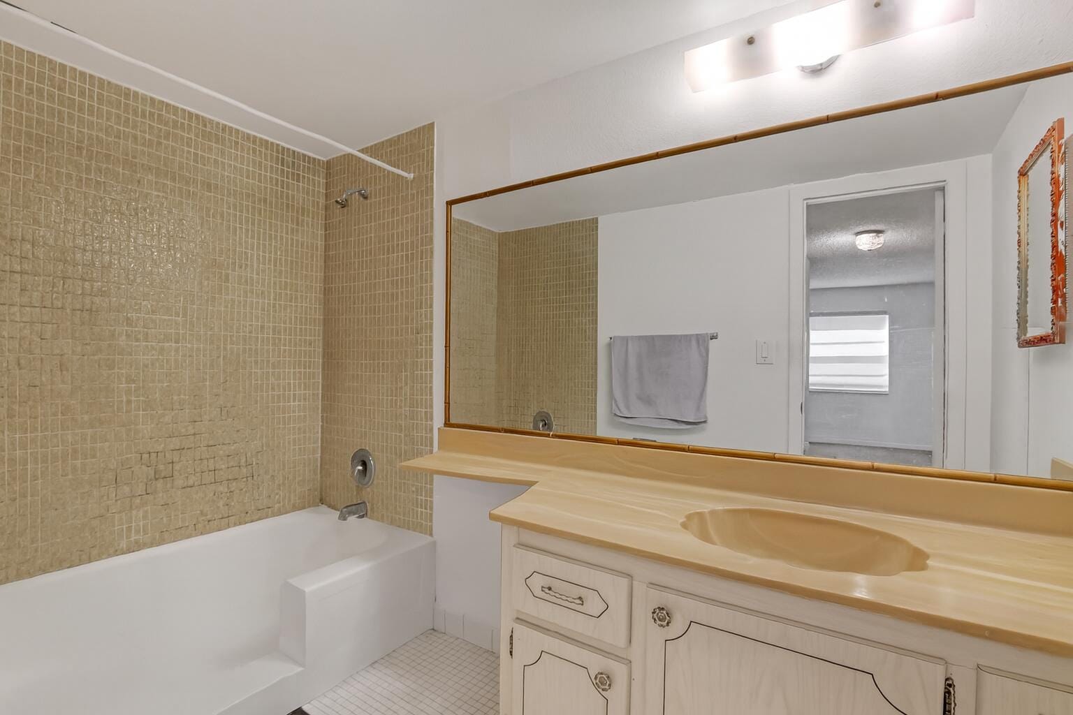 5190 E Sabal Palm Boulevard 216, Tamarac, FL 33319 photo 16