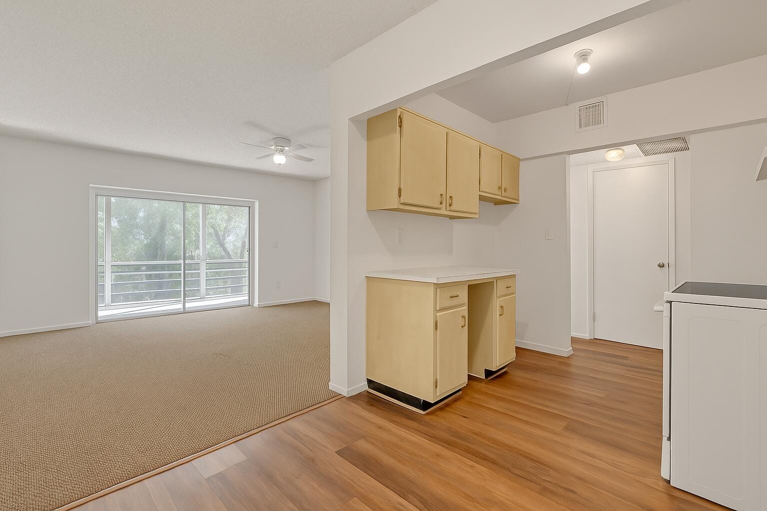 5190 E Sabal Palm Boulevard 216, Tamarac, FL 33319 photo 8