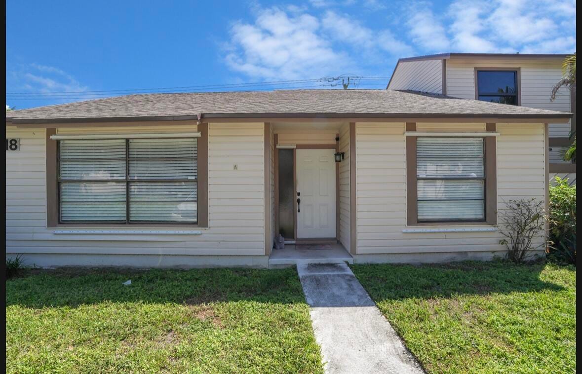 118 Sherwood Circle 8a, Jupiter, FL 33458 photo 1