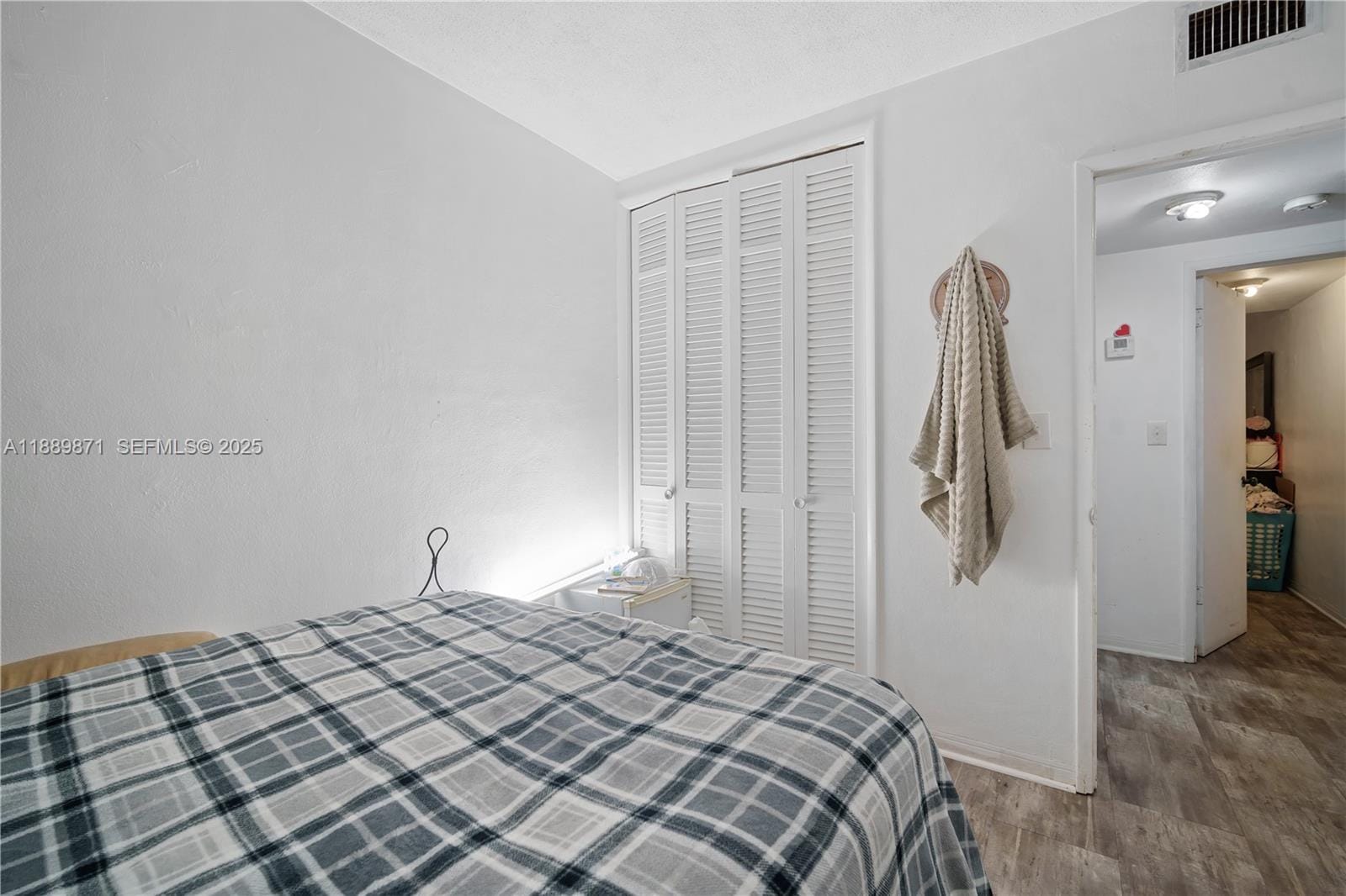 1450 NE 170th Street 202, North Miami Beach, FL 33162 photo 12