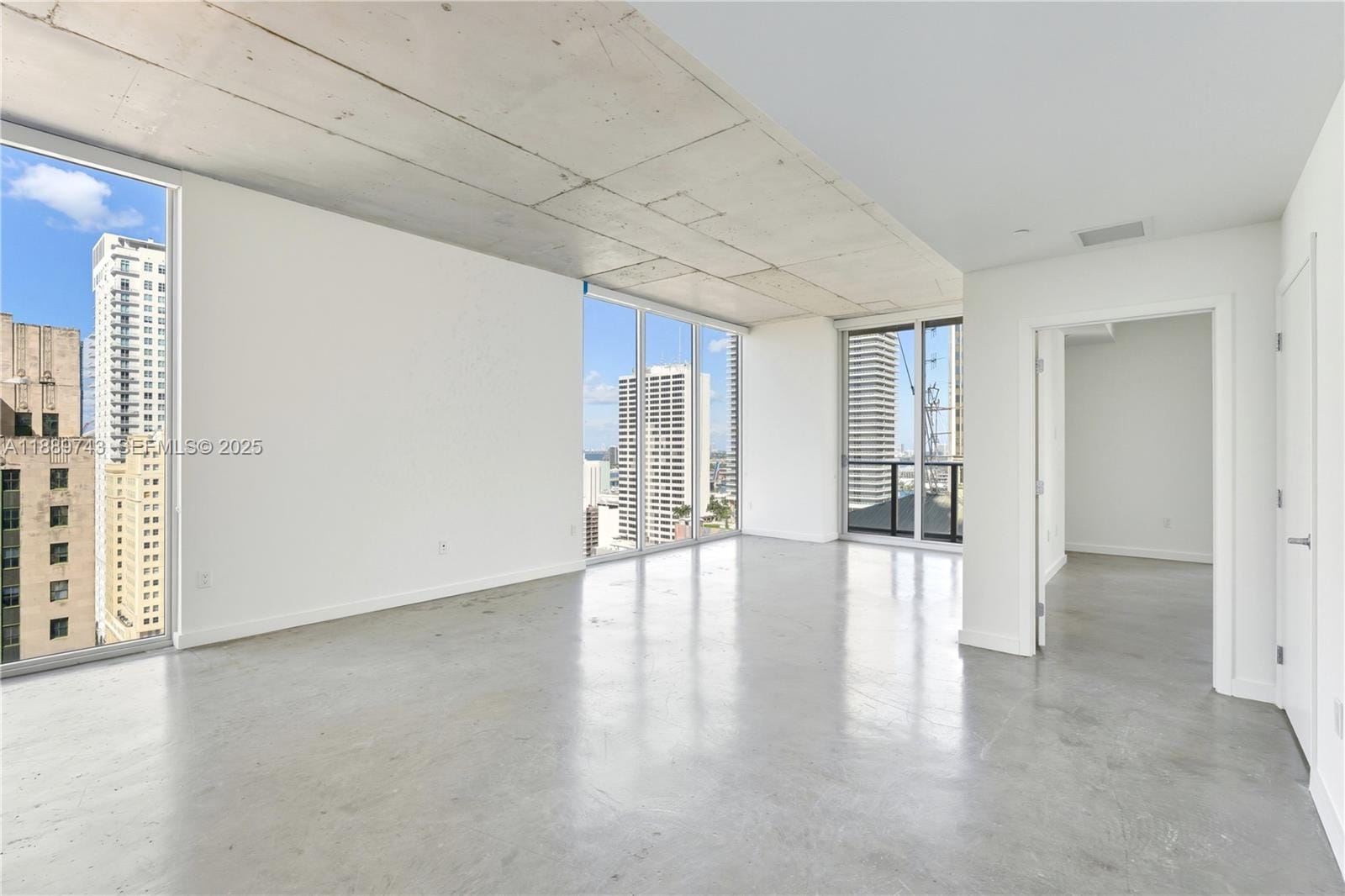 151 SE 1st Street 2002, Miami, FL 33131 photo 2