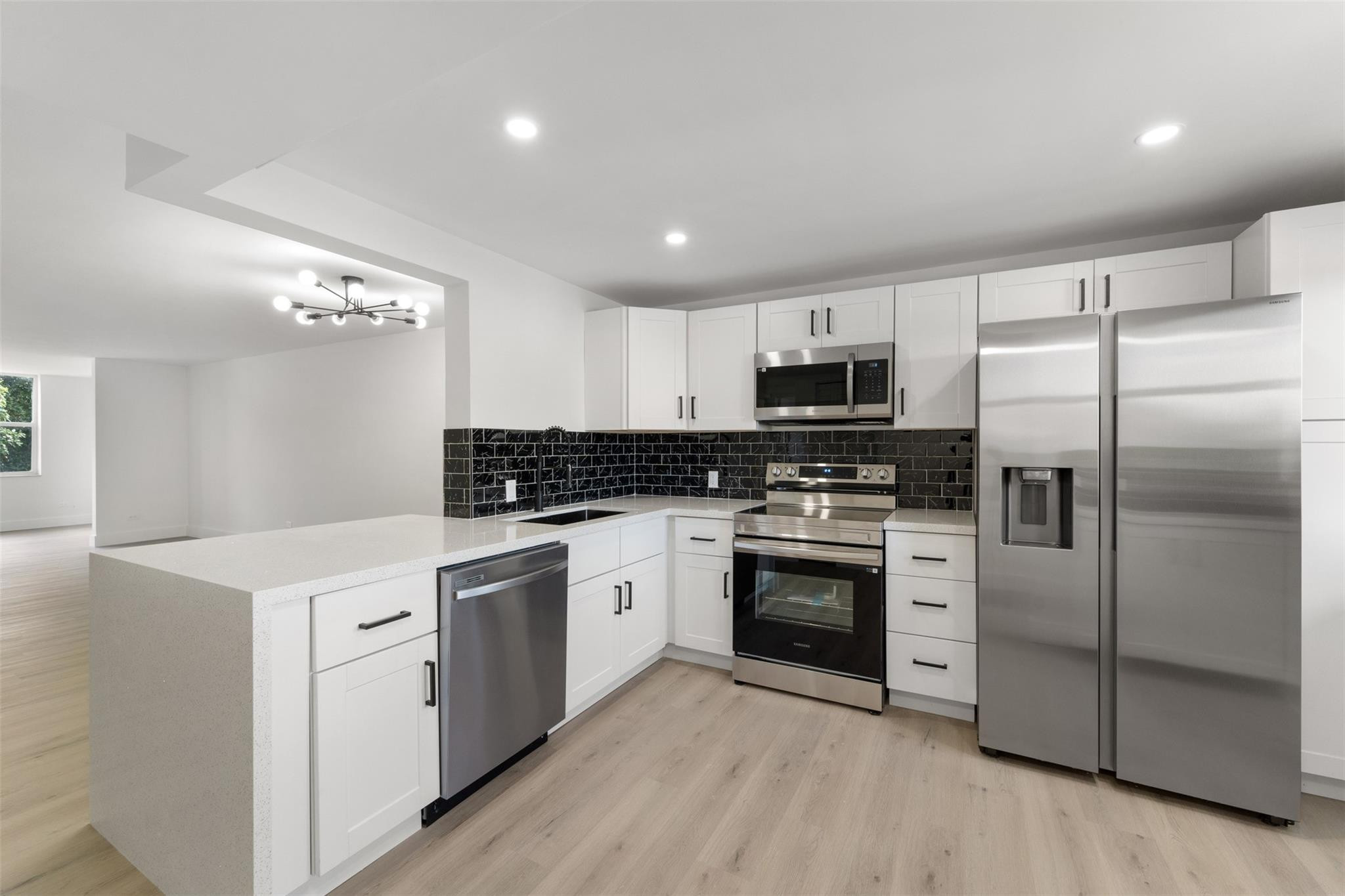 441 NE 195th Street 302, Miami, FL 33179, Miami