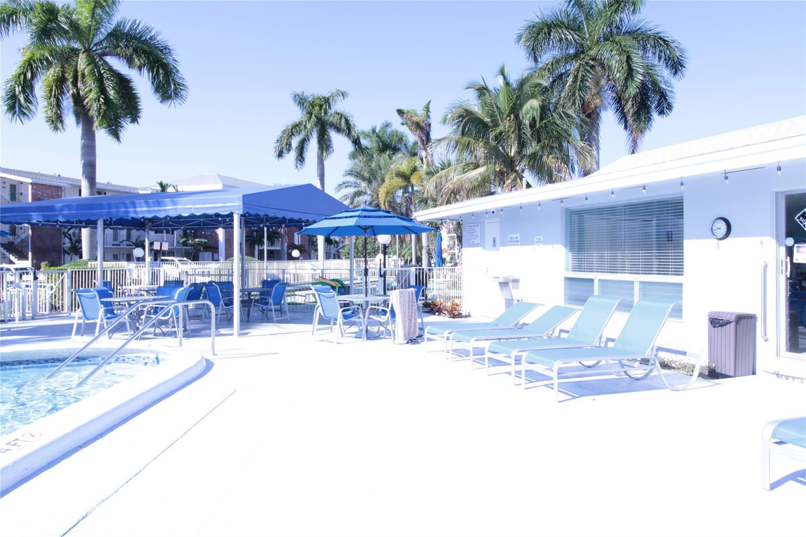 440 Paradise Isle Boulevard 102, Hallandale Beach, FL 33009 photo 20