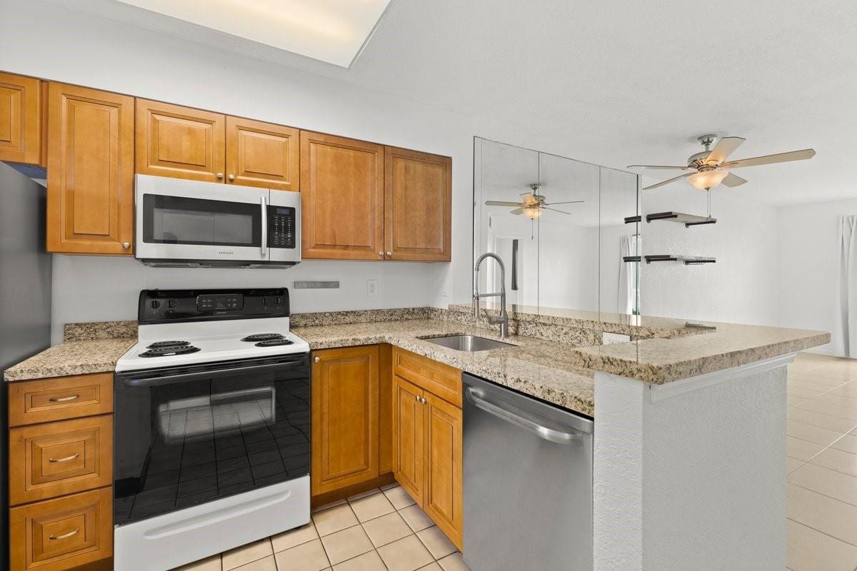 2106 S Cypress Bend Drive 506 — photo 5