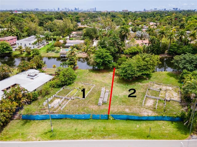 11595 W Biscayne Canal Road, Miami, FL 33161