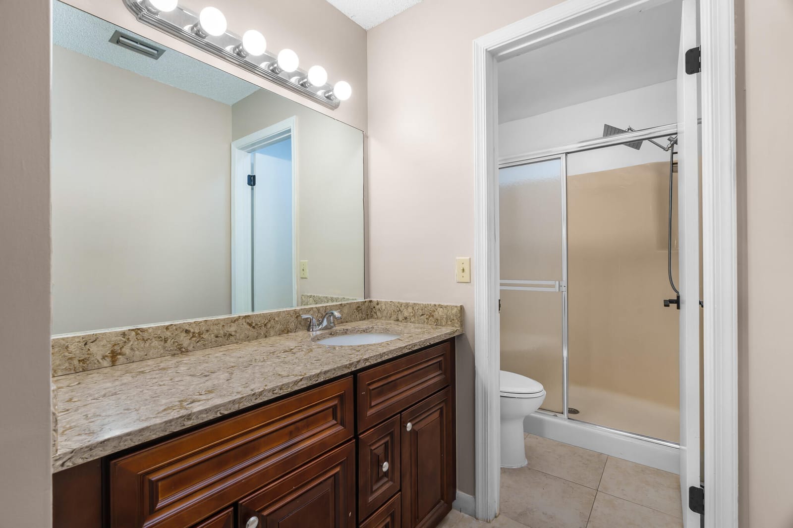 5201 W Club Circle 203, Boca Raton, FL 33487 photo 13