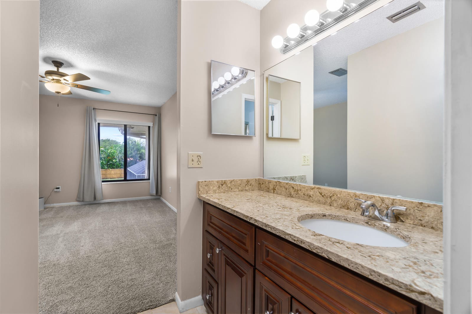 5201 W Club Circle 203, Boca Raton, FL 33487 photo 14