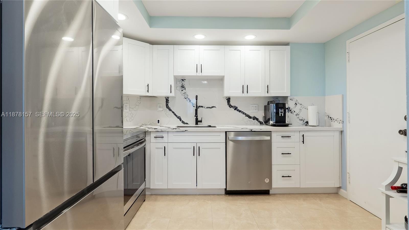 500 Bayview Drive 732, Sunny Isles Beach, FL 33160 photo 4