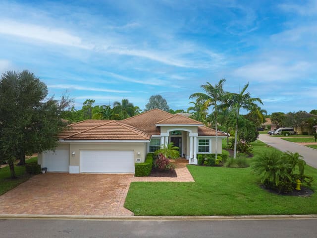 2190 NW Dalea Way, sold in Pineapple Plantation (Aka Pines), Jensen Beach, FL