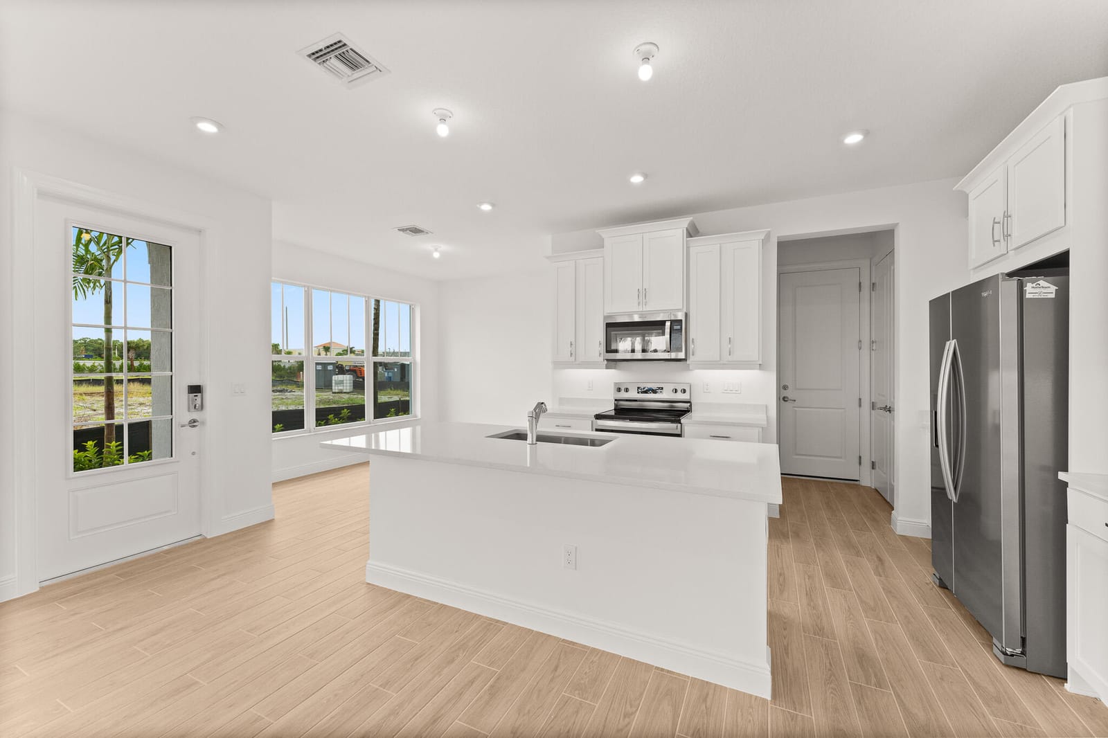 3580 NW Solange Court — photo 2