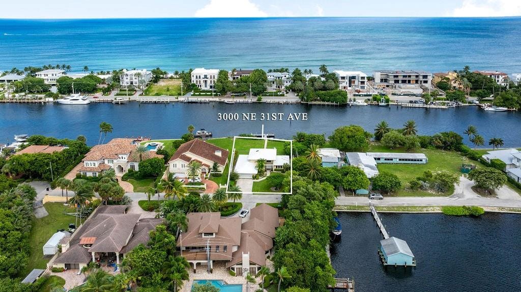 3000 NE 31 Avenue, Lighthouse Point, FL 33064