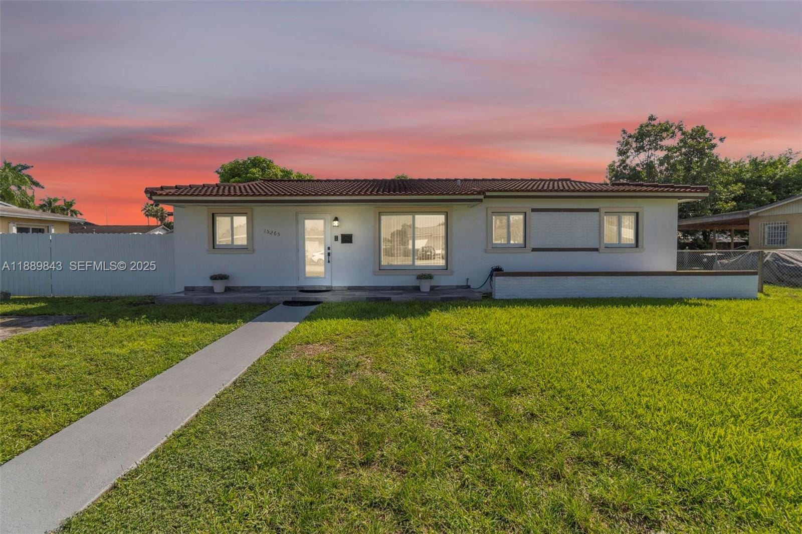 15265 SW 100th Court — photo 3