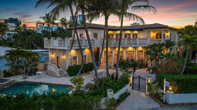 1017 N Flagler Drive, sold in Gruber Carlberg, West Palm Beach, FL