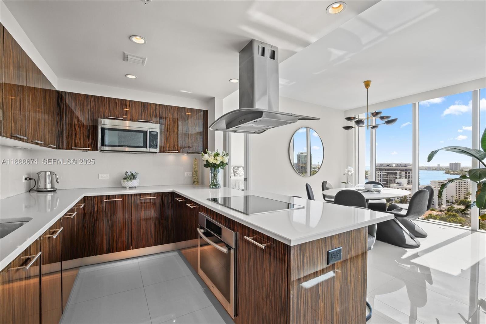 6899 Collins Avenue 1610 — photo 7