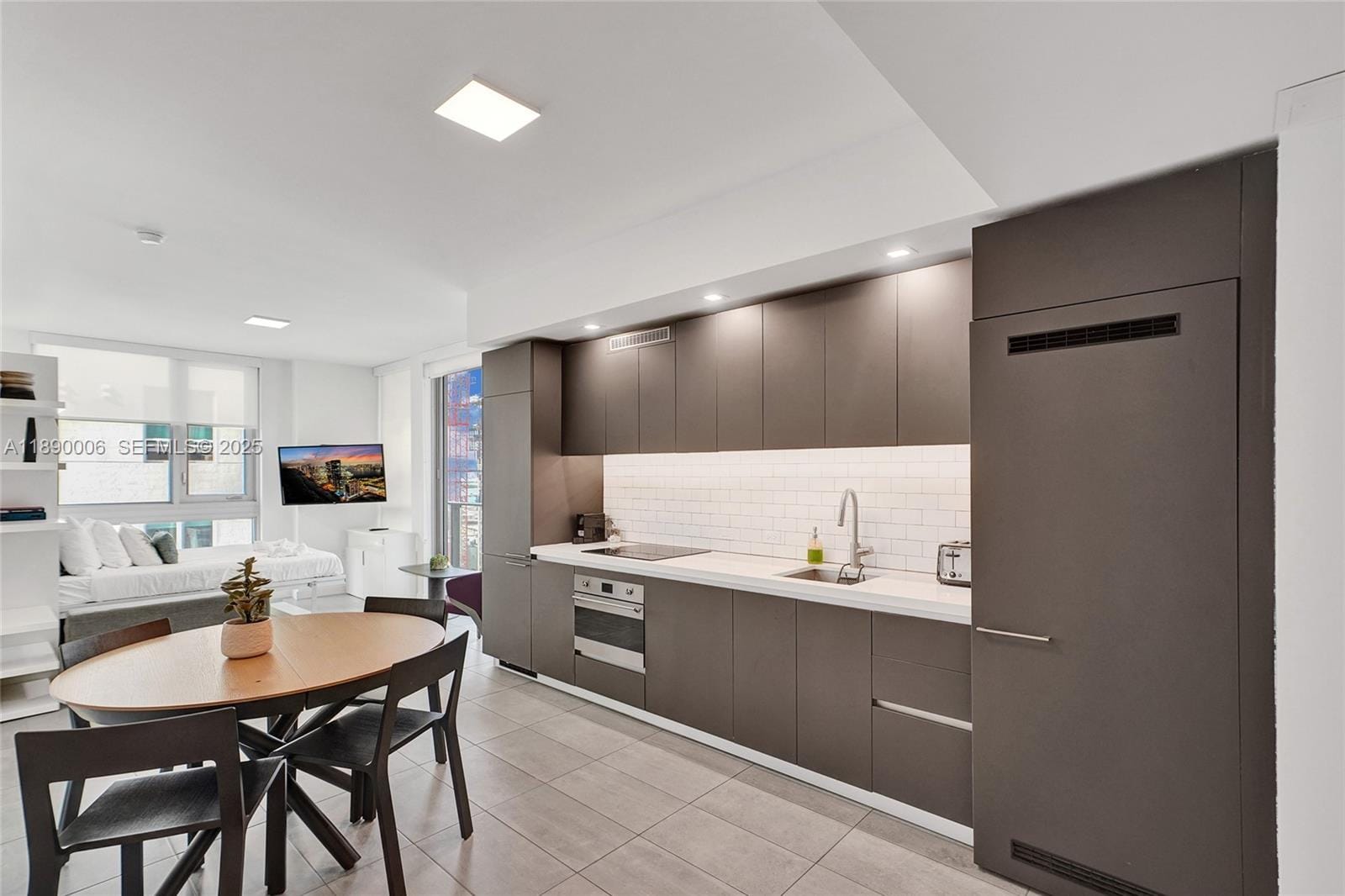 227 NE 2nd Street 1709, Miami, FL 33132