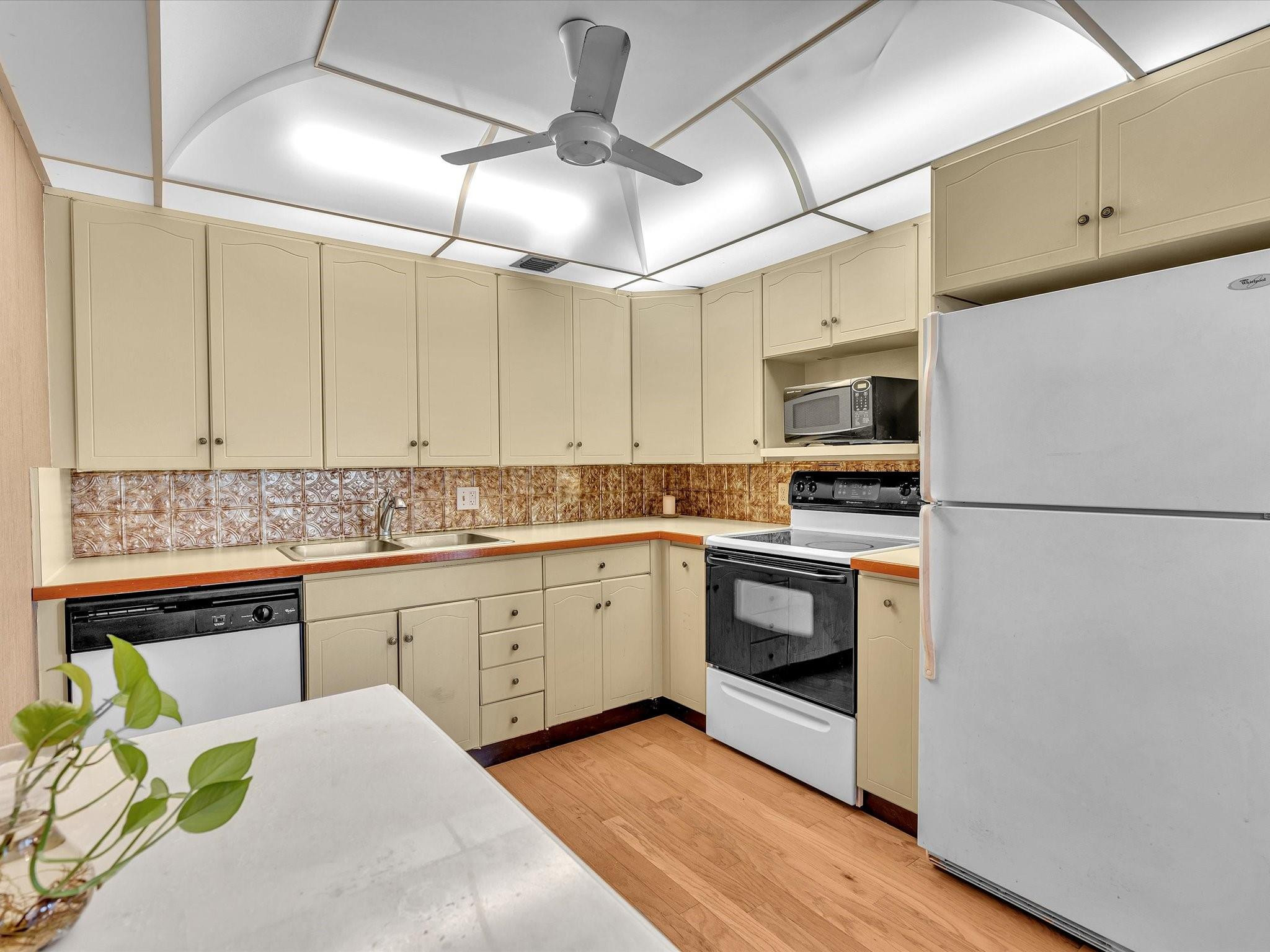 4026 Ventnor H Court 4026, Deerfield Beach, FL 33442 photo 27