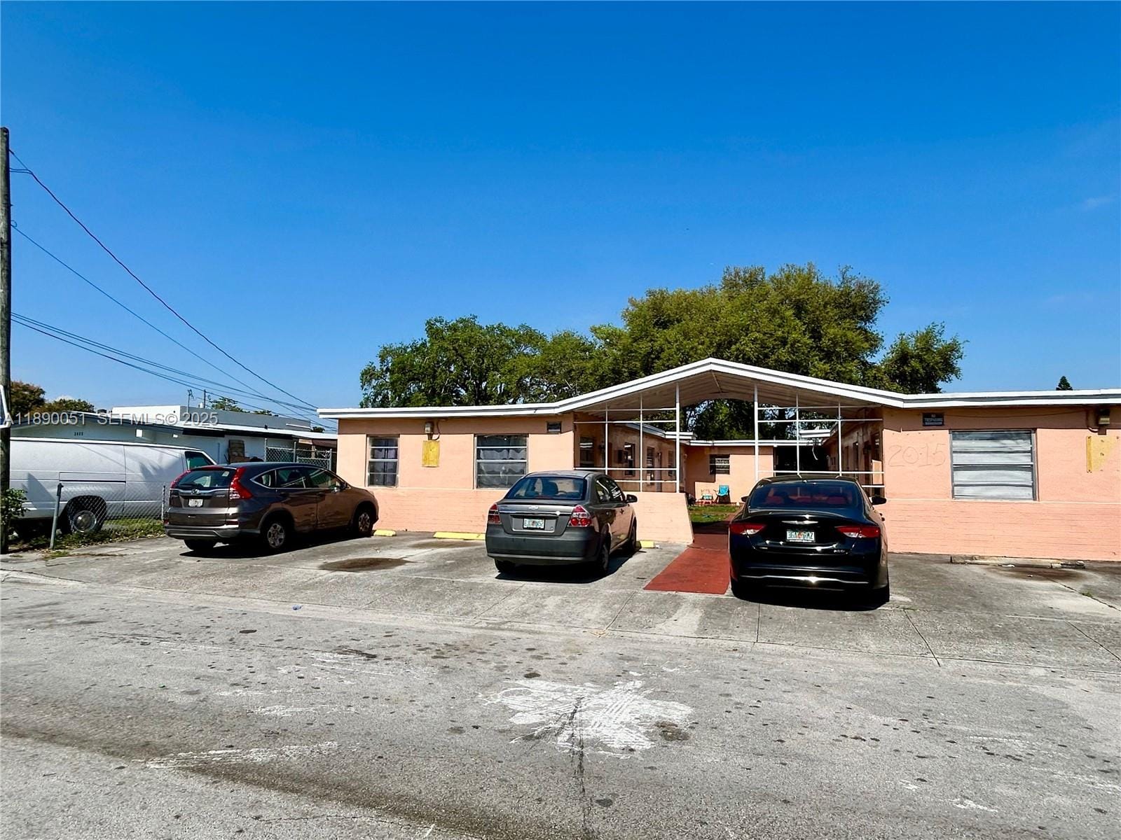 2013 Washington Avenue, Opa-Locka, FL 33054 photo 2
