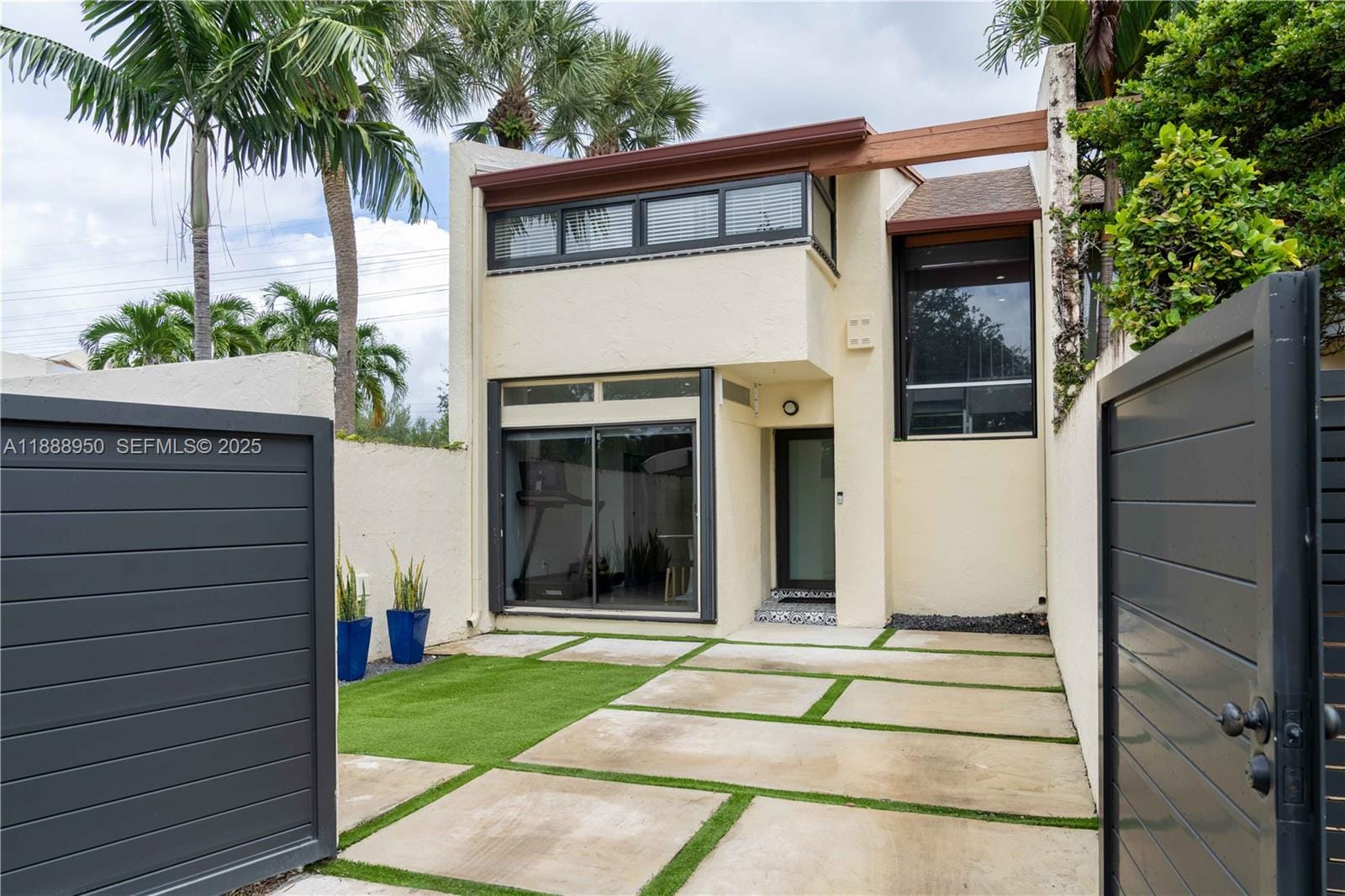 7691 SW 103rd Place, Miami, FL 33173