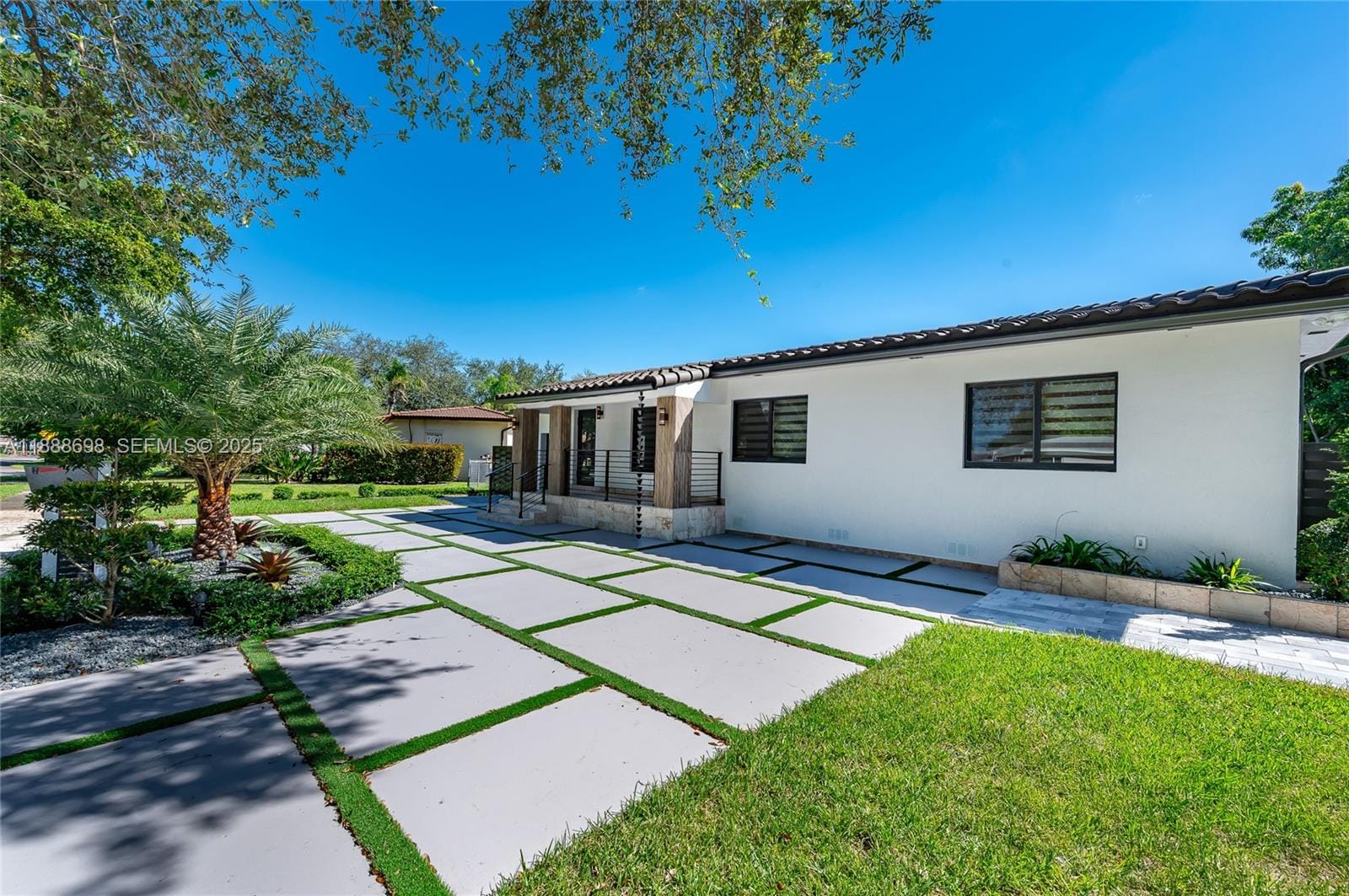 625 Miller Drive, Miami Springs, FL 33166 photo 3