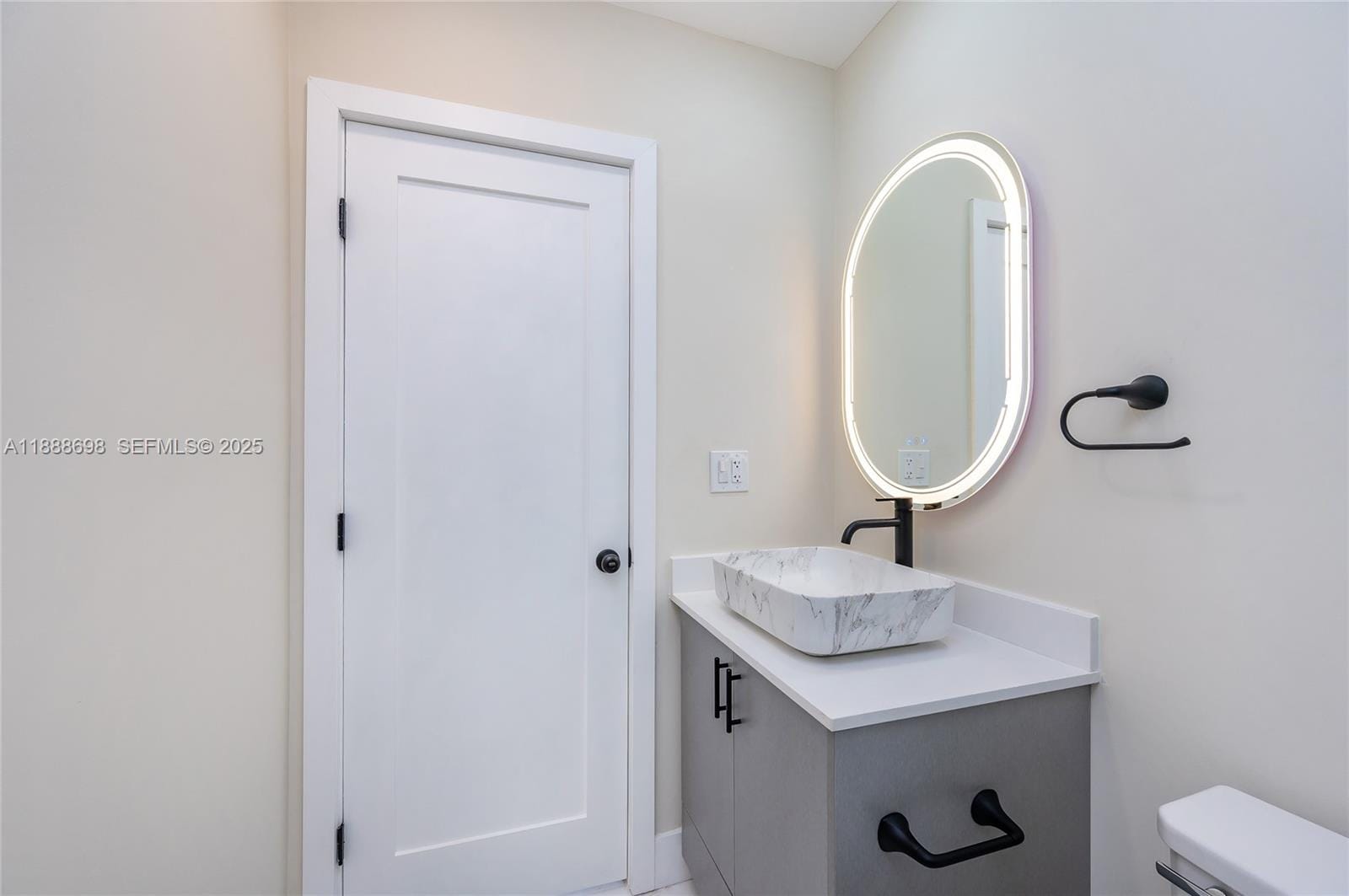 625 Miller Drive, Miami Springs, FL 33166 photo 26