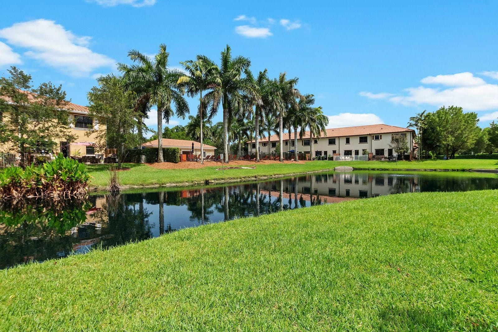 816 W Village Circle 1, Davie, FL 33325 photo 23