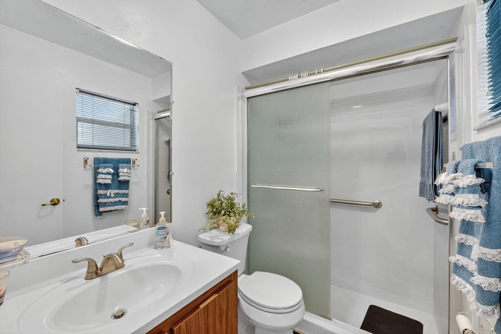 8400 Johnson Street — photo 7