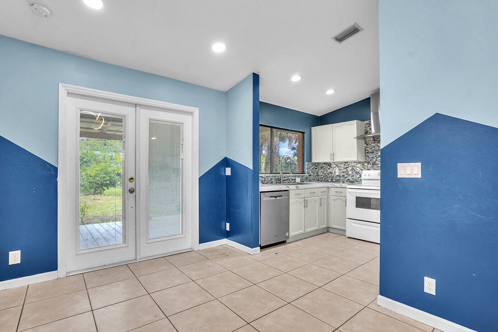 17039 67th Court N, The Acreage, FL 33470 photo 16