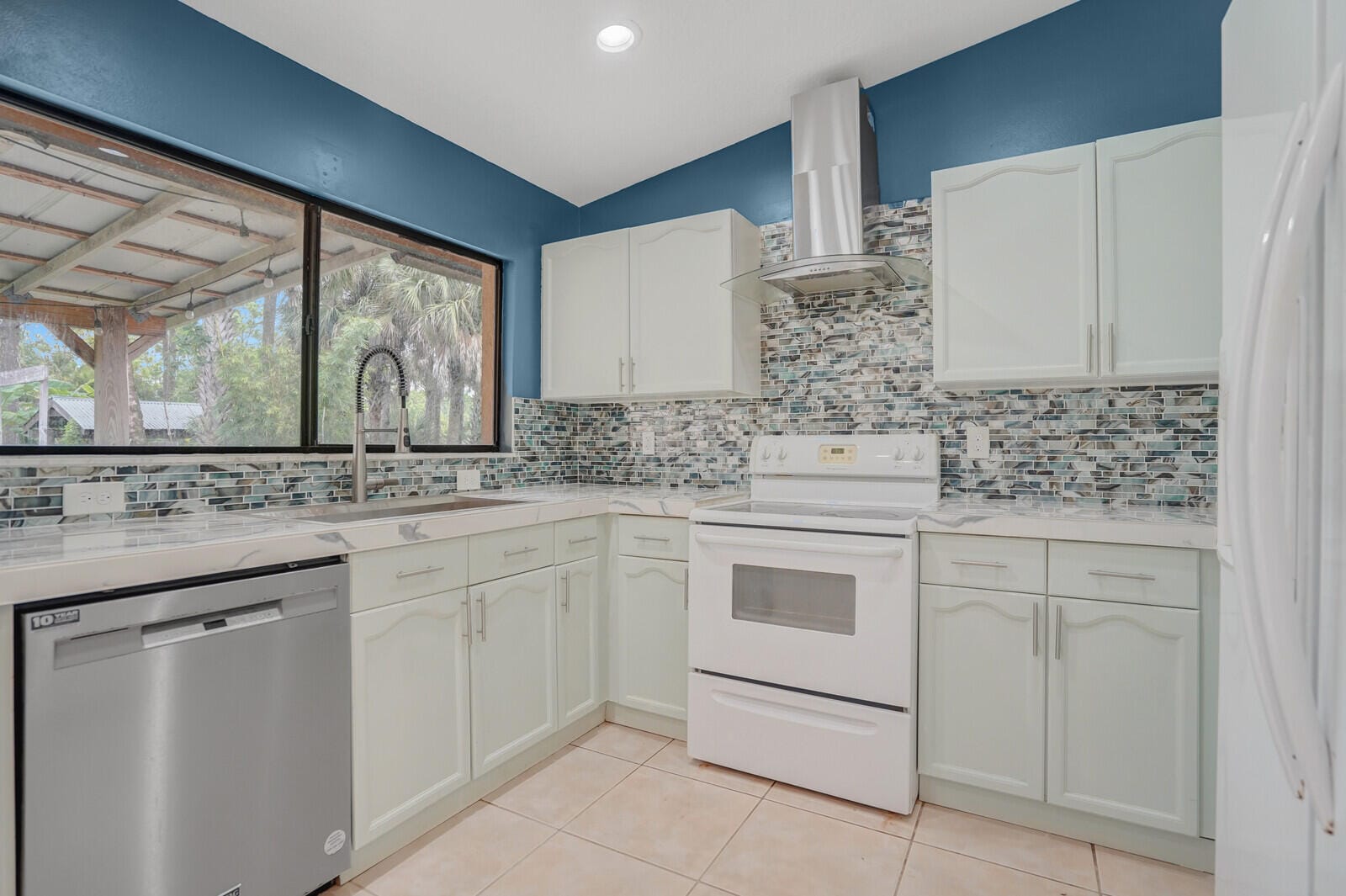 17039 67th Court N, The Acreage, FL 33470 photo 20