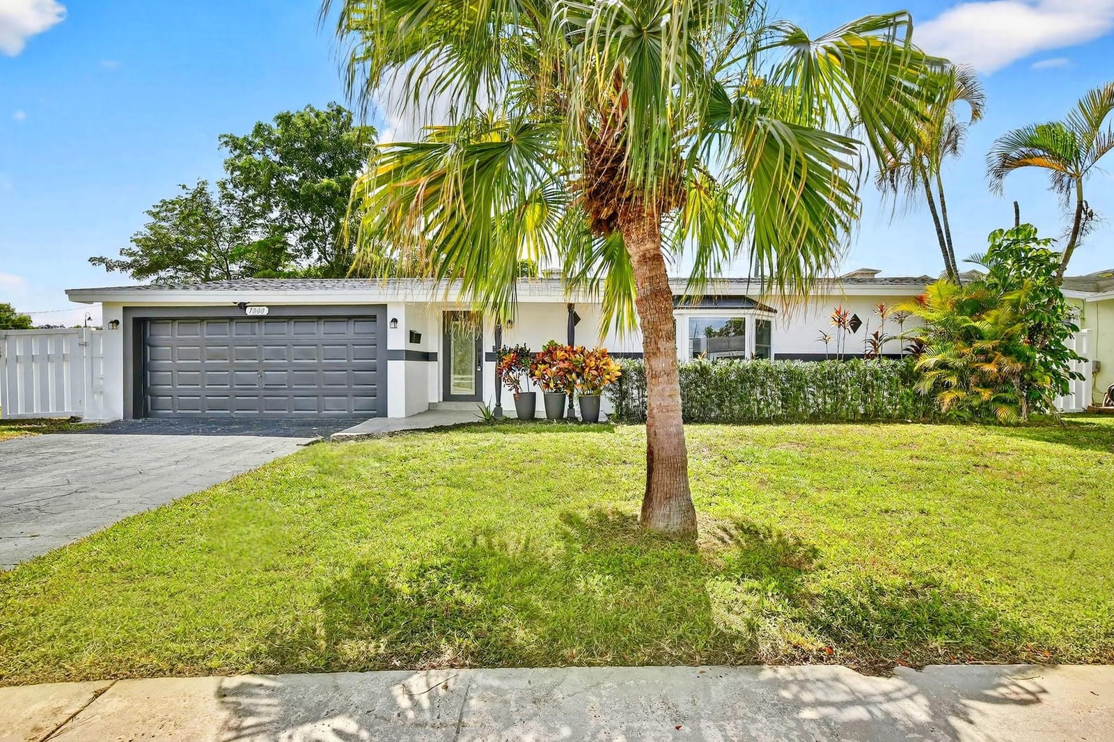 7000 NW 20th Street, Sunrise, FL 33313