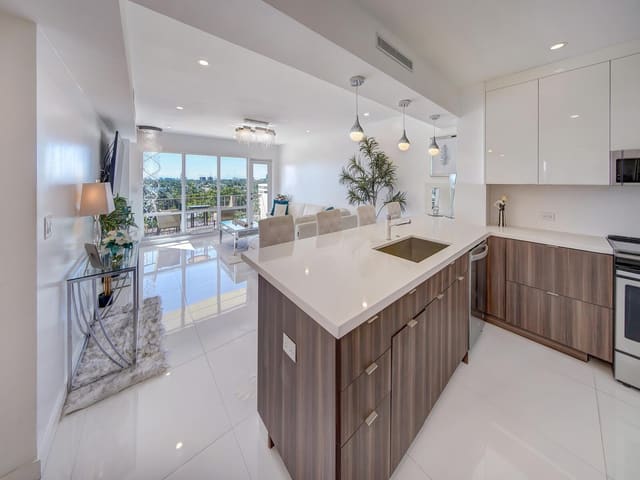 2500 E Las Olas Boulevard 707, sold in Marine Tower, Fort Lauderdale, FL