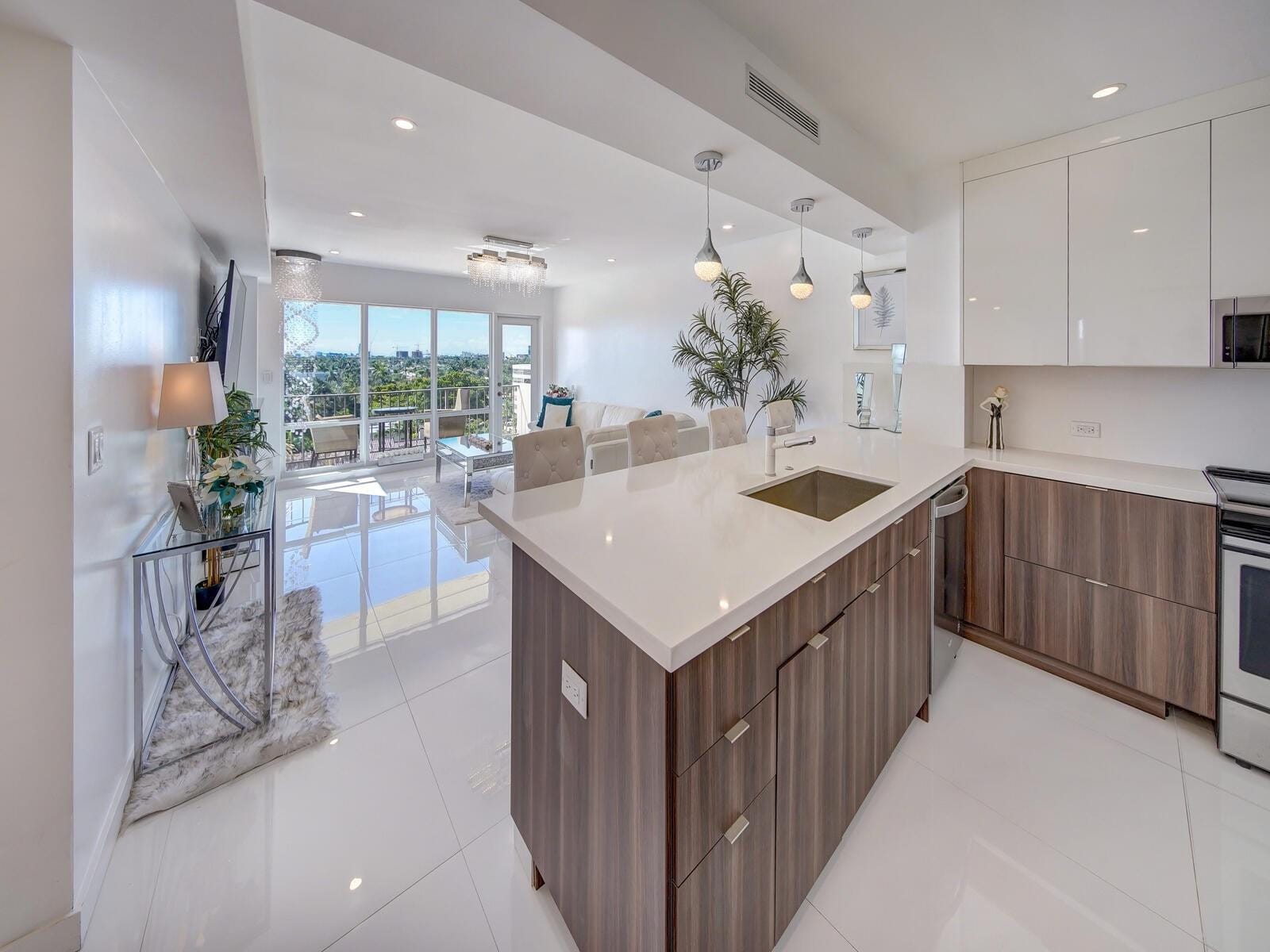 2500 E Las Olas Boulevard 707, Fort Lauderdale, FL 33301