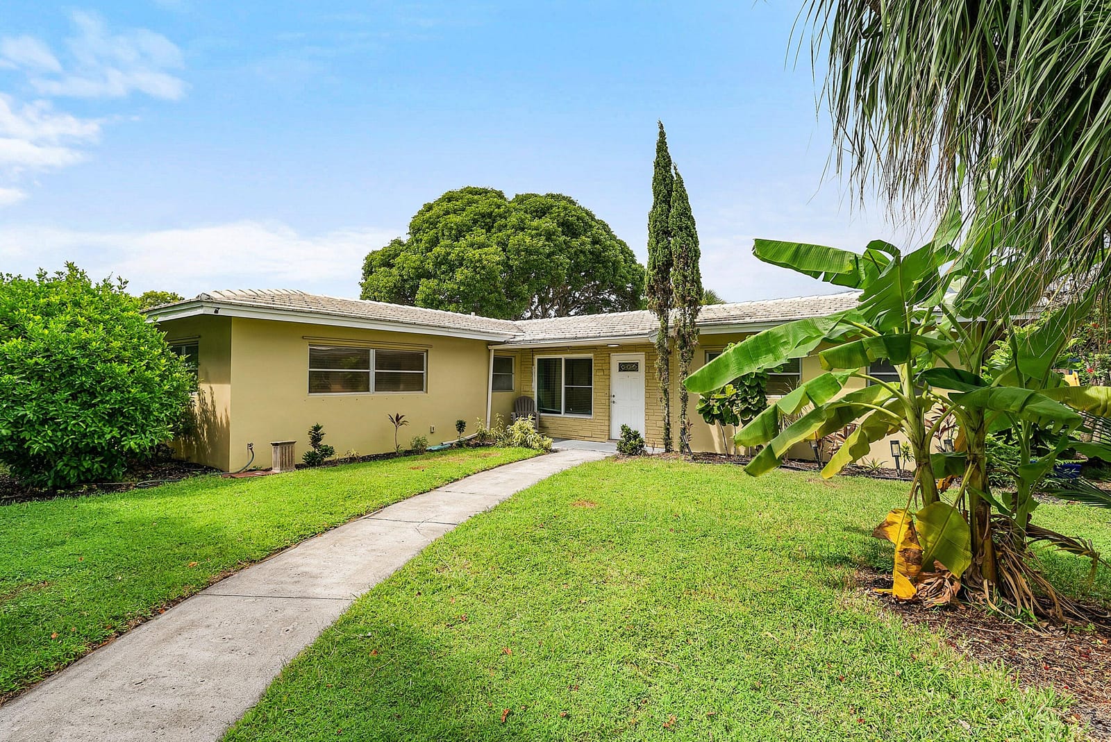 857 NW 8th Avenue, Boynton Beach, FL 33426