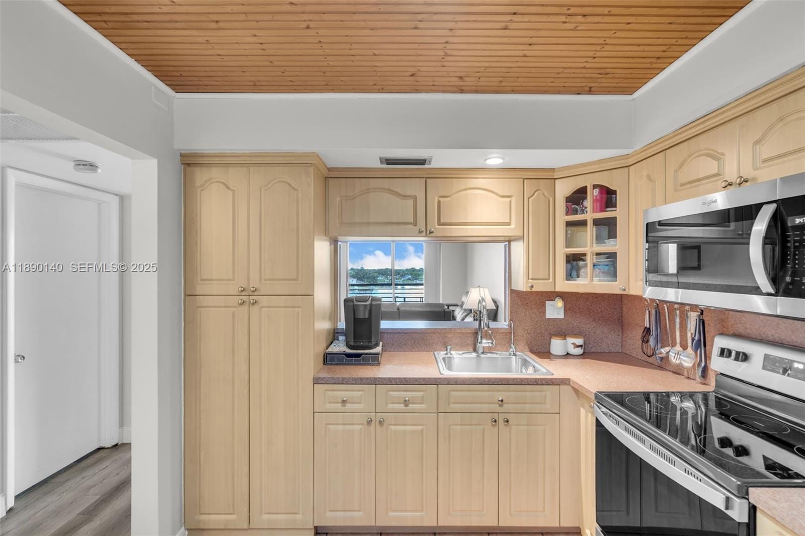 1100 Colony Point Circle 504 — photo 10