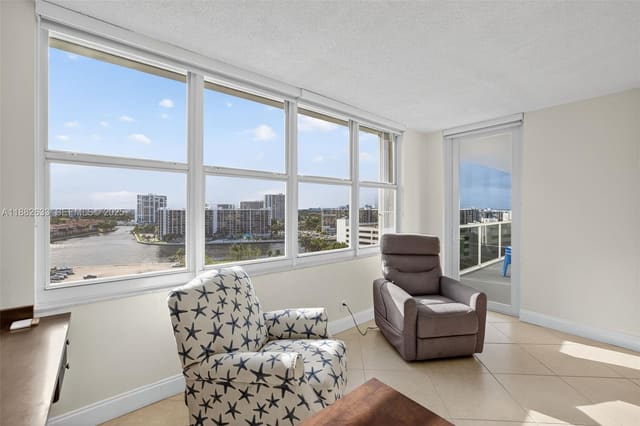3725 S Ocean Drive 1127, Hollywood, FL 33019